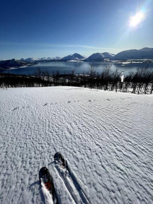 Leilighet Med Nydelig Utsikt Tromsø Exterior foto