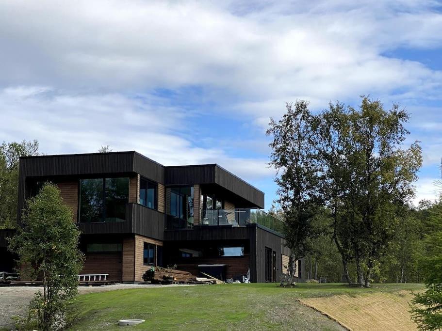 Leilighet Med Nydelig Utsikt Tromsø Exterior foto